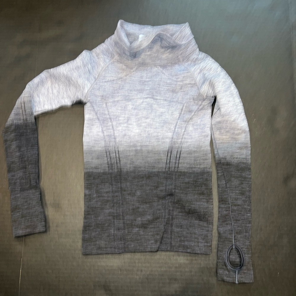 Iviva Girl's Athletic Top